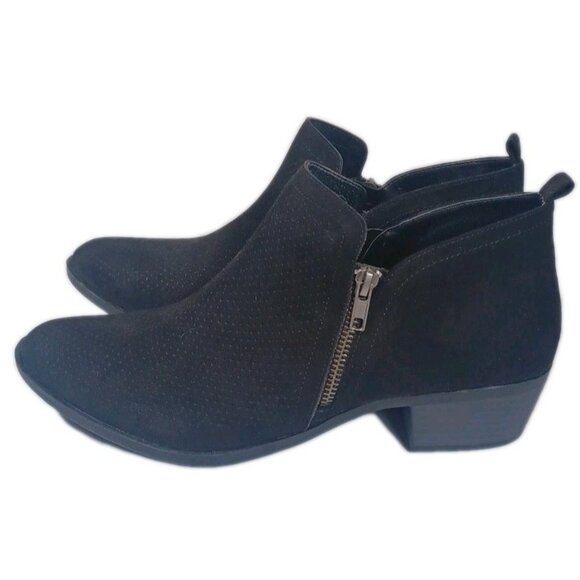 New Torrid Size 10.5 4B Wide Black Perforated Ankle Boot Bootie Suede Look - Picture 8 of 11